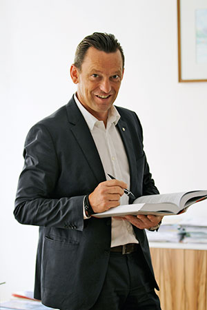 Mag. Dr. Christoph Mizelli